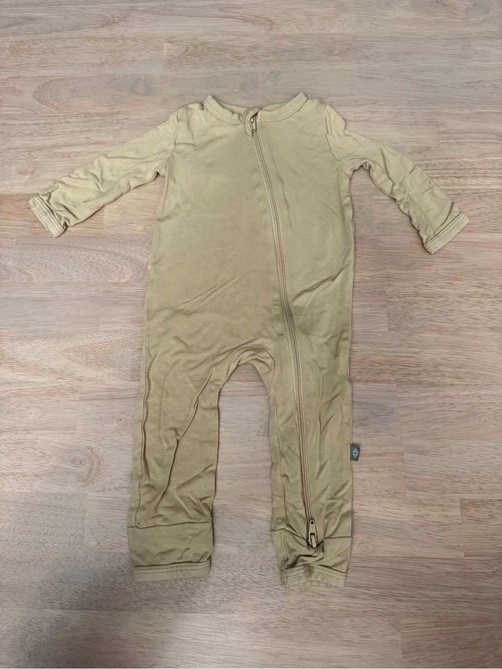 Kyte - Zippered Romper - Beige